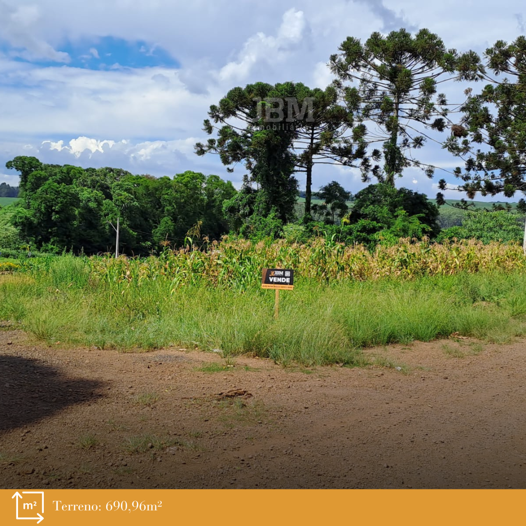 Terreno de Esquina em Ipuaçú