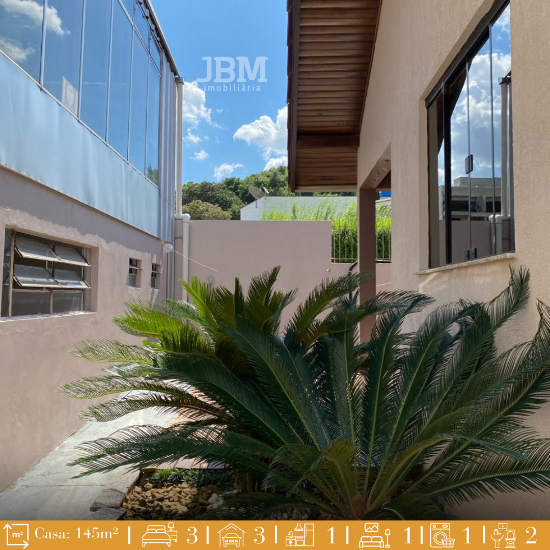 Casa com Barracão no Bairro Tacca