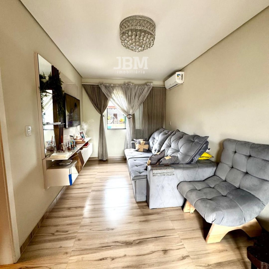 Casa com Piscina no Bairro Nossa Senhora de Lourdes