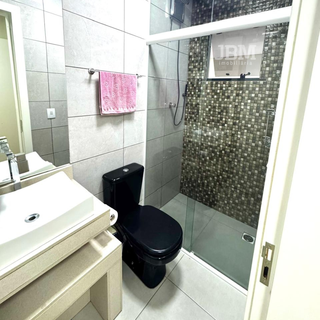 Casa com Piscina no Bairro Nossa Senhora de Lourdes