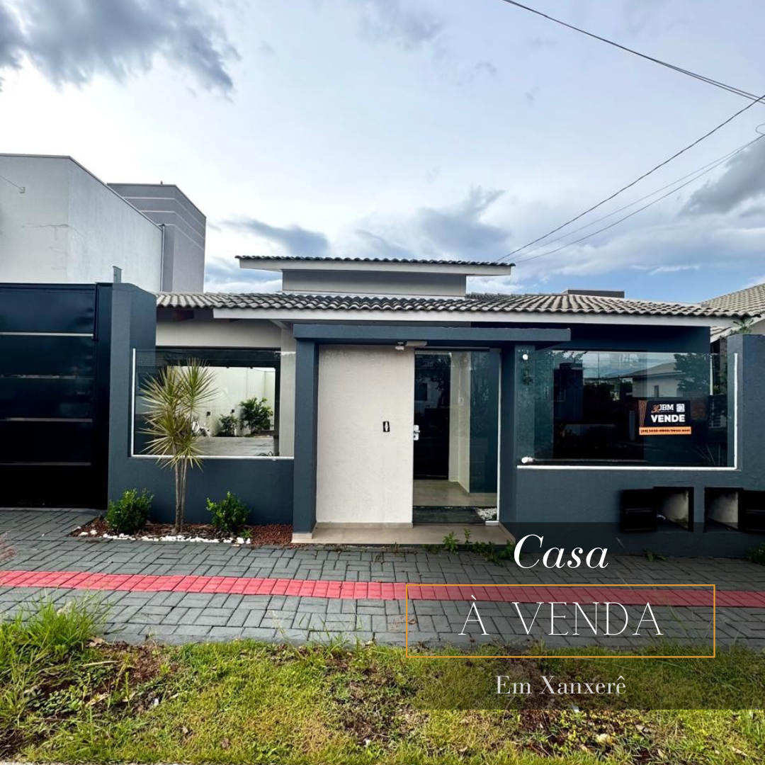 Casa com Piscina no Bairro João Winckler