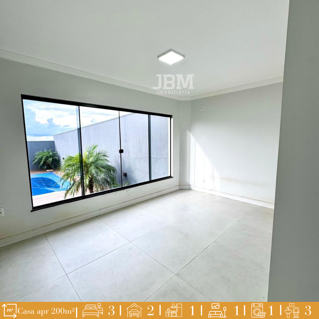 Casa com Piscina no Bairro João Winckler