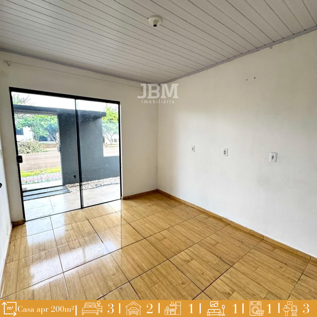 Casa com Piscina no Bairro João Winckler