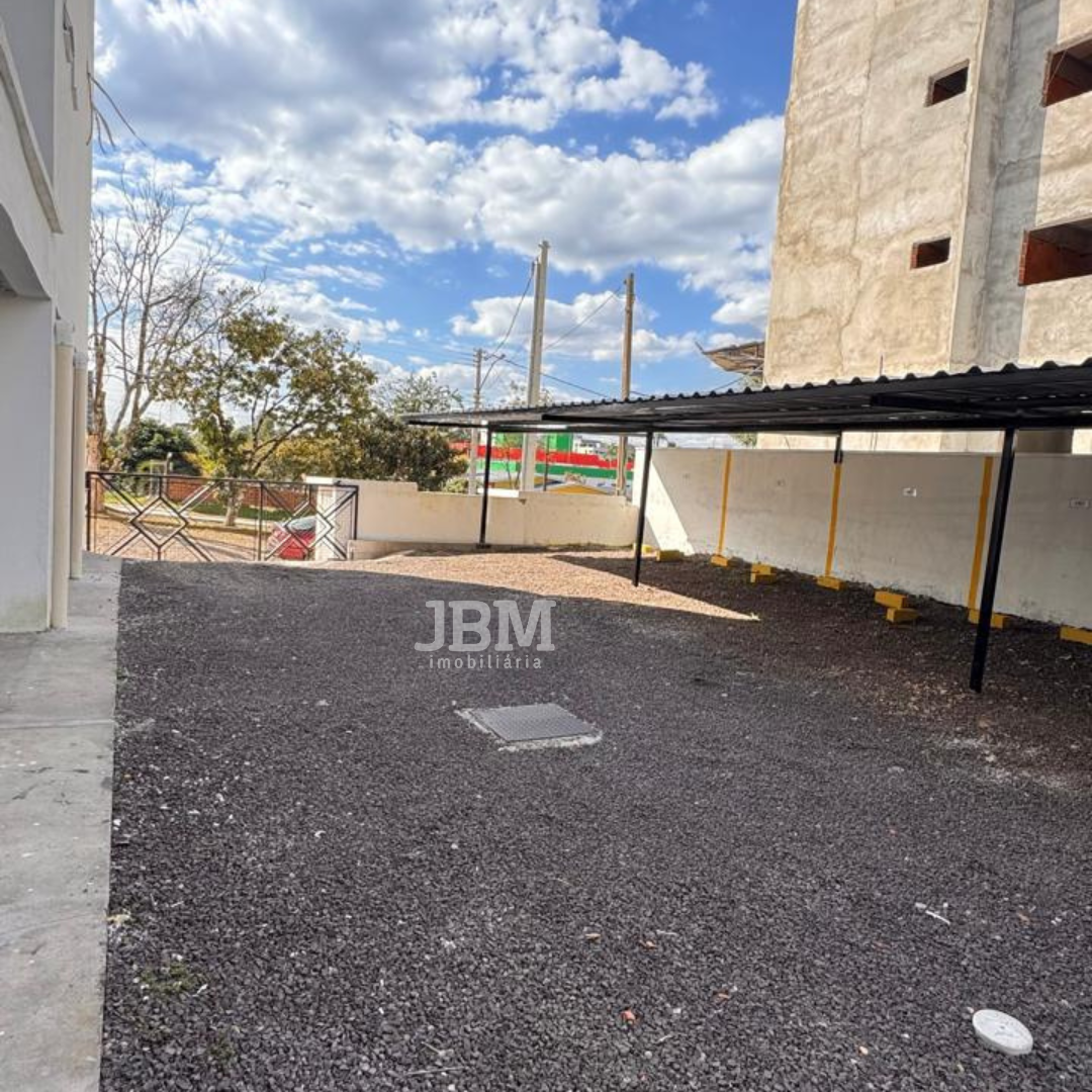 Apartamento no Bairro Tonial