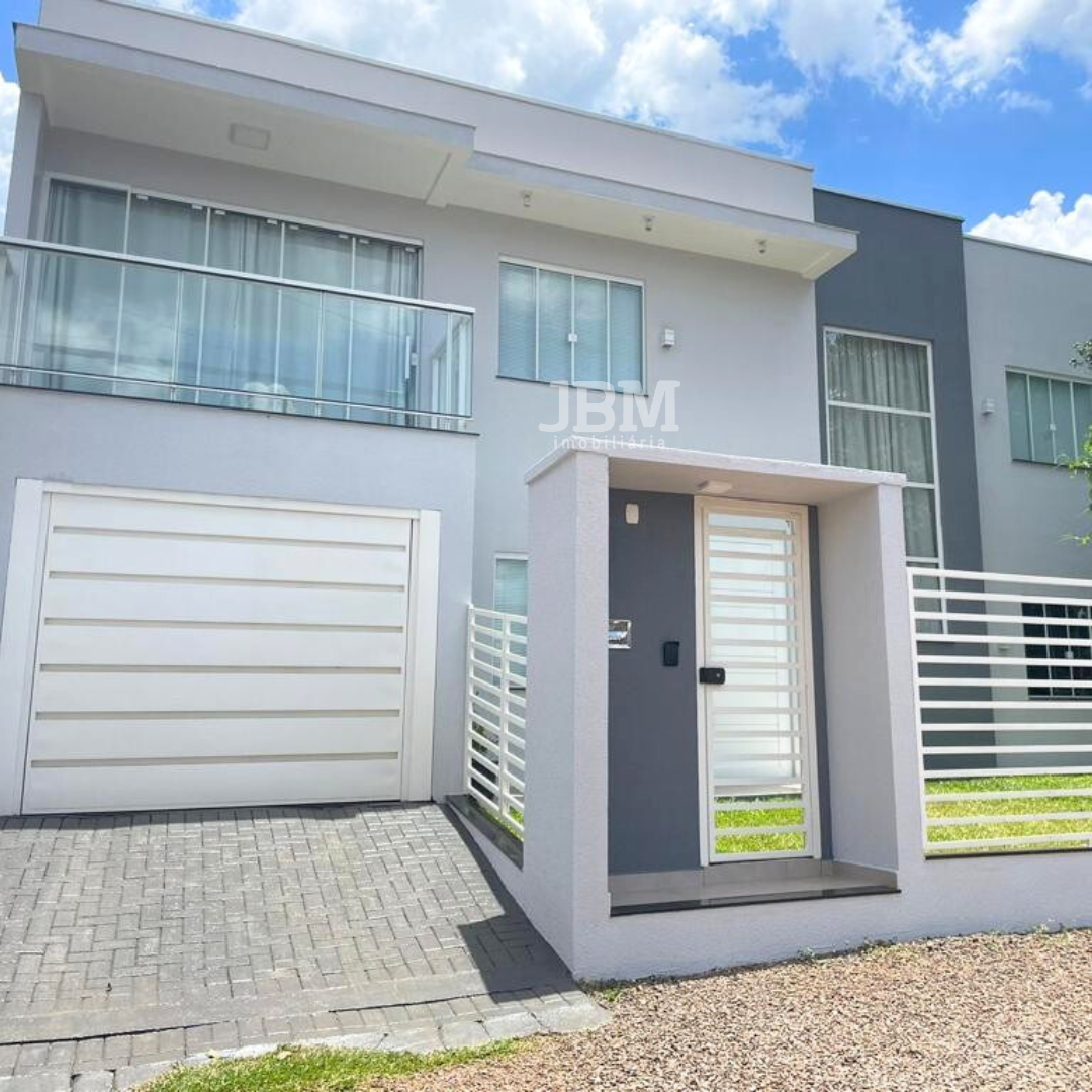 Casa Com Móveis Planejados no Bairro Monte Castelo