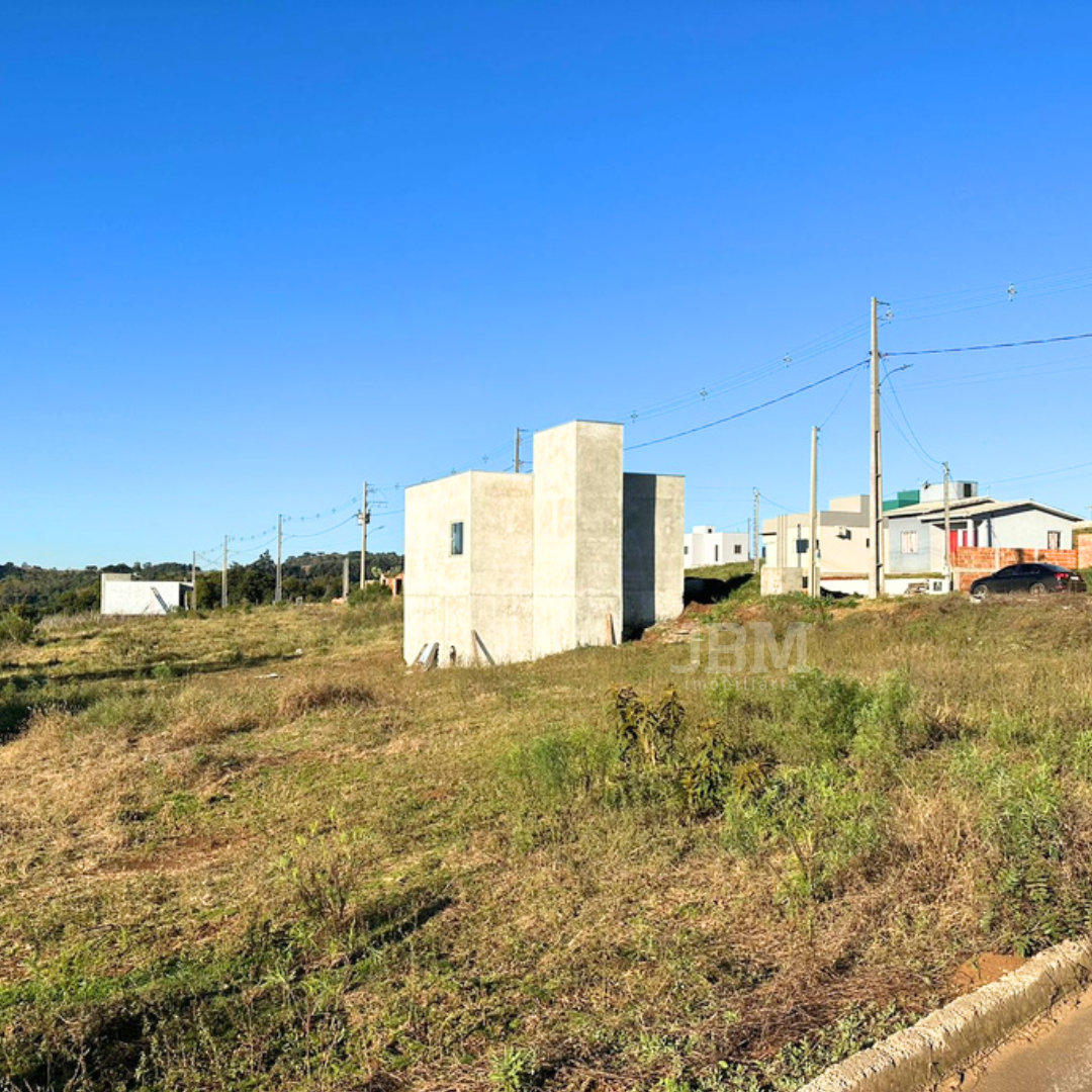 Terreno de Esquina no Loteamento Água Verde
