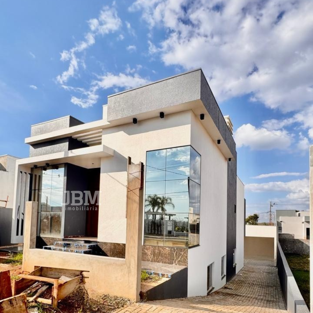 Casa Alto Padrão no Loteamento Parque das Torres