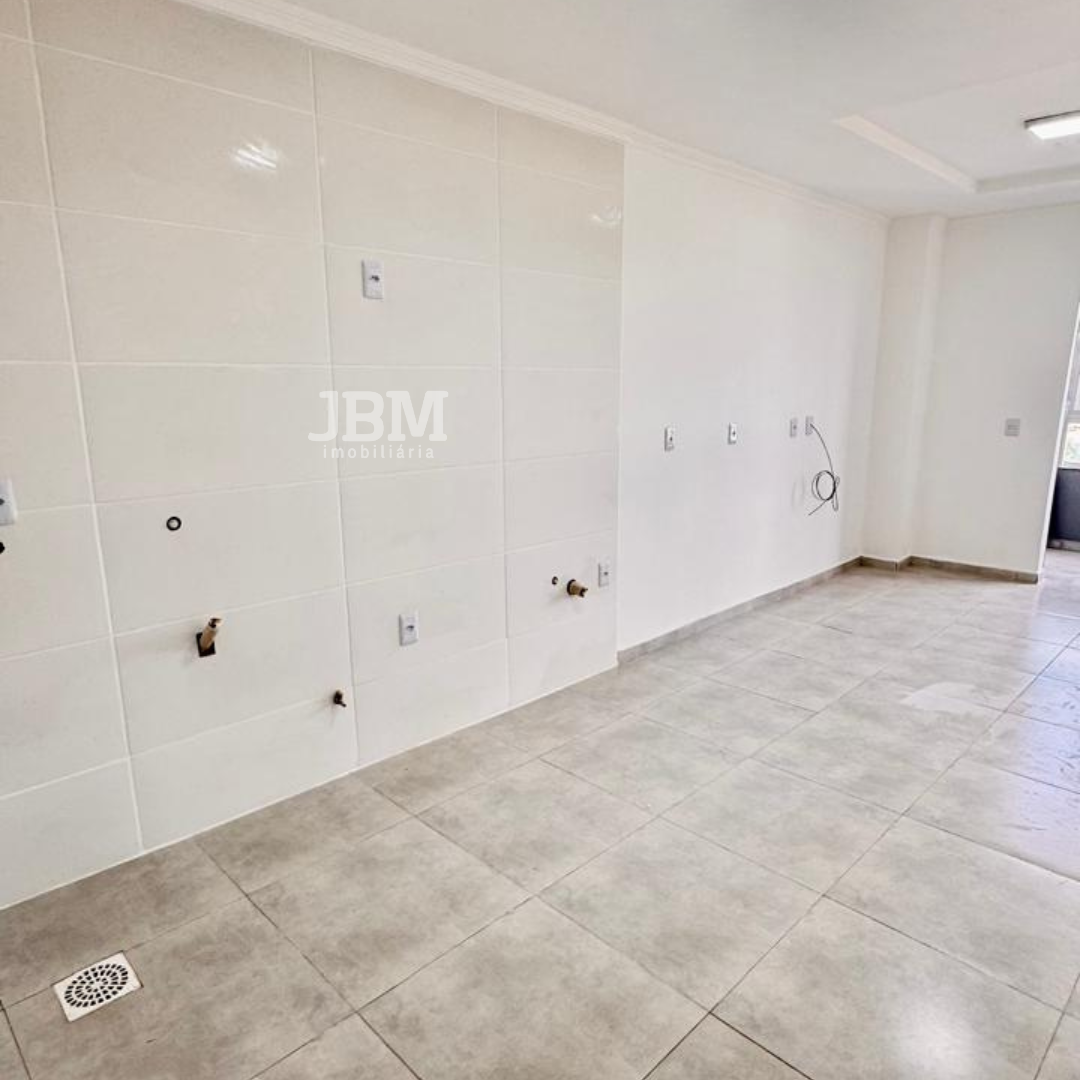 Apartamento no Bairro Tonial