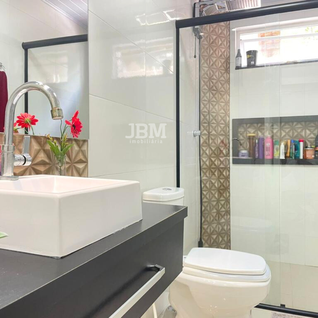 Casa Com Móveis Planejados no Bairro Monte Castelo