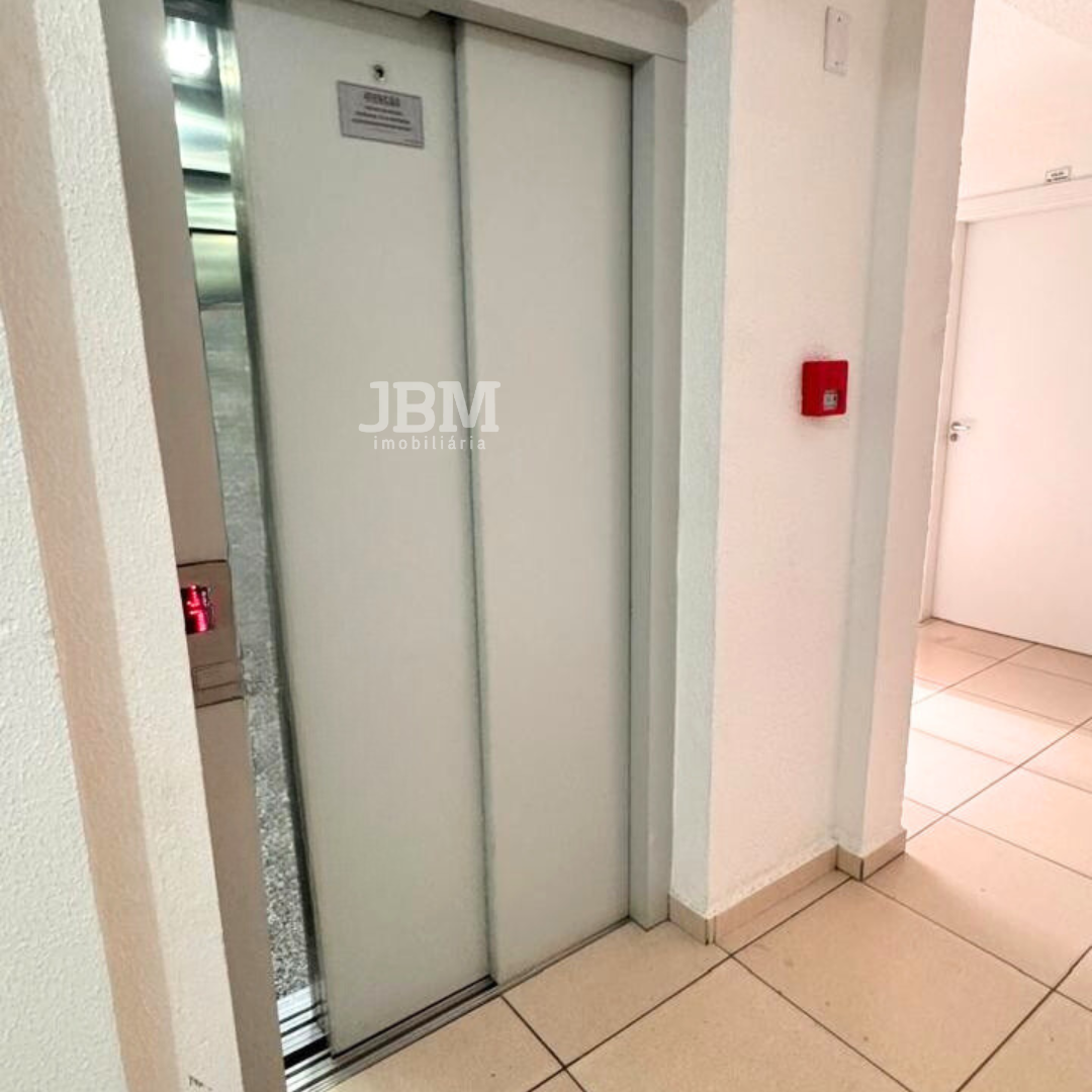 Apartamento no Bairro Tacca