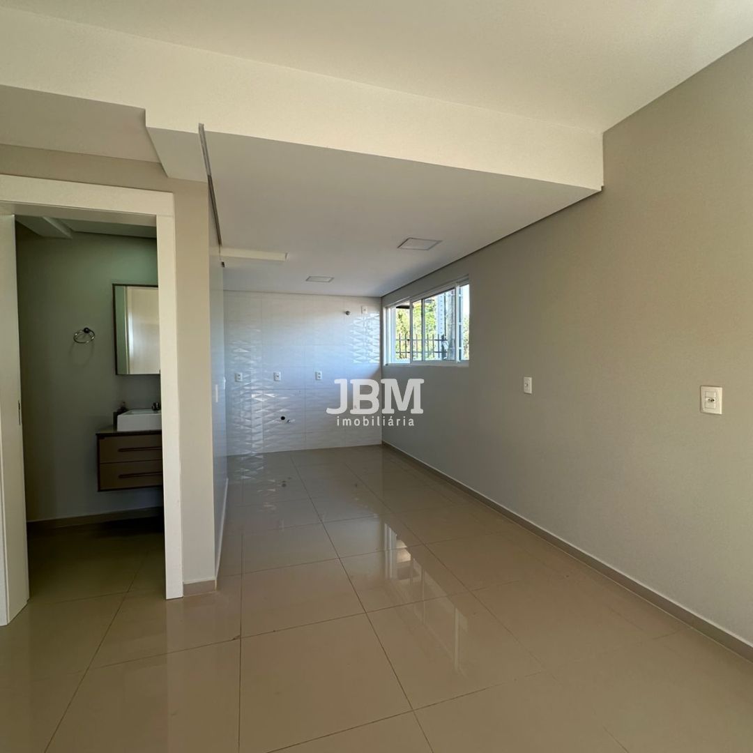 Sobrado de Esquina  Bairro Nossa Senhora de Fátima