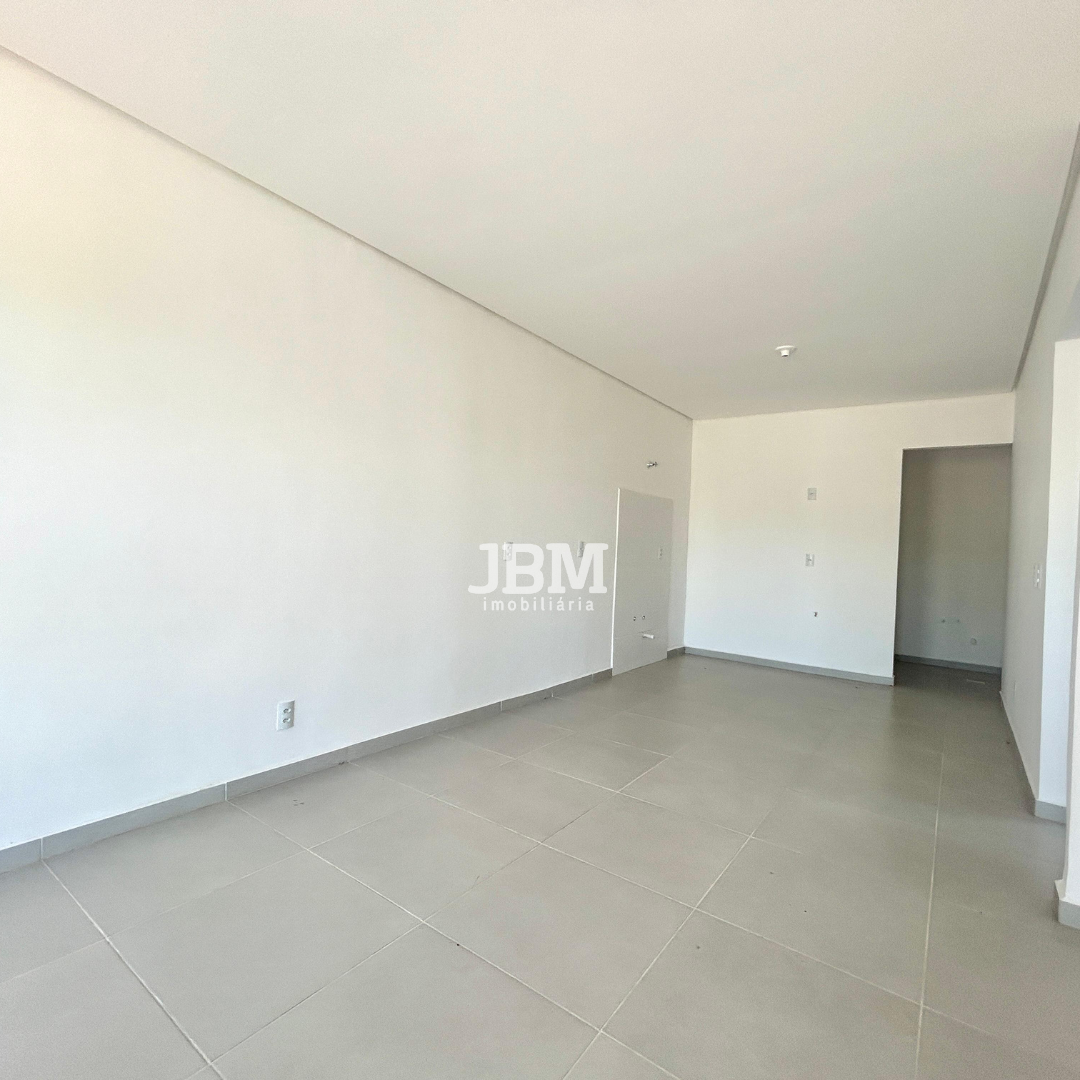 Casa Conjugada em Condomínio Fechado