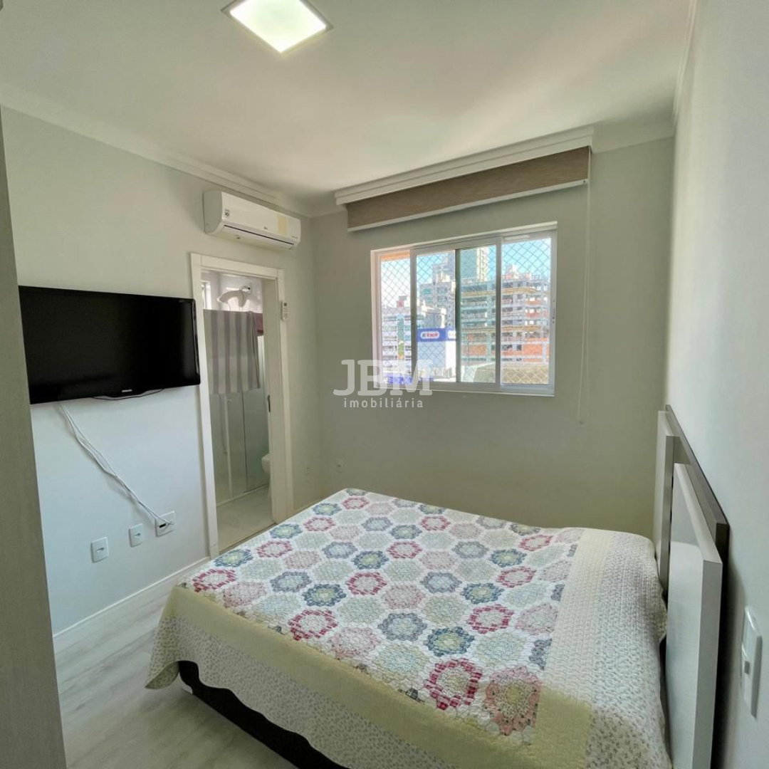 Apartamento de Esquina em Itapema