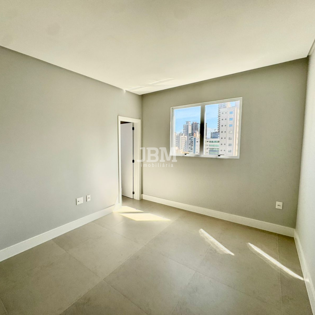 Apartamento Alto Padrão em Itapema