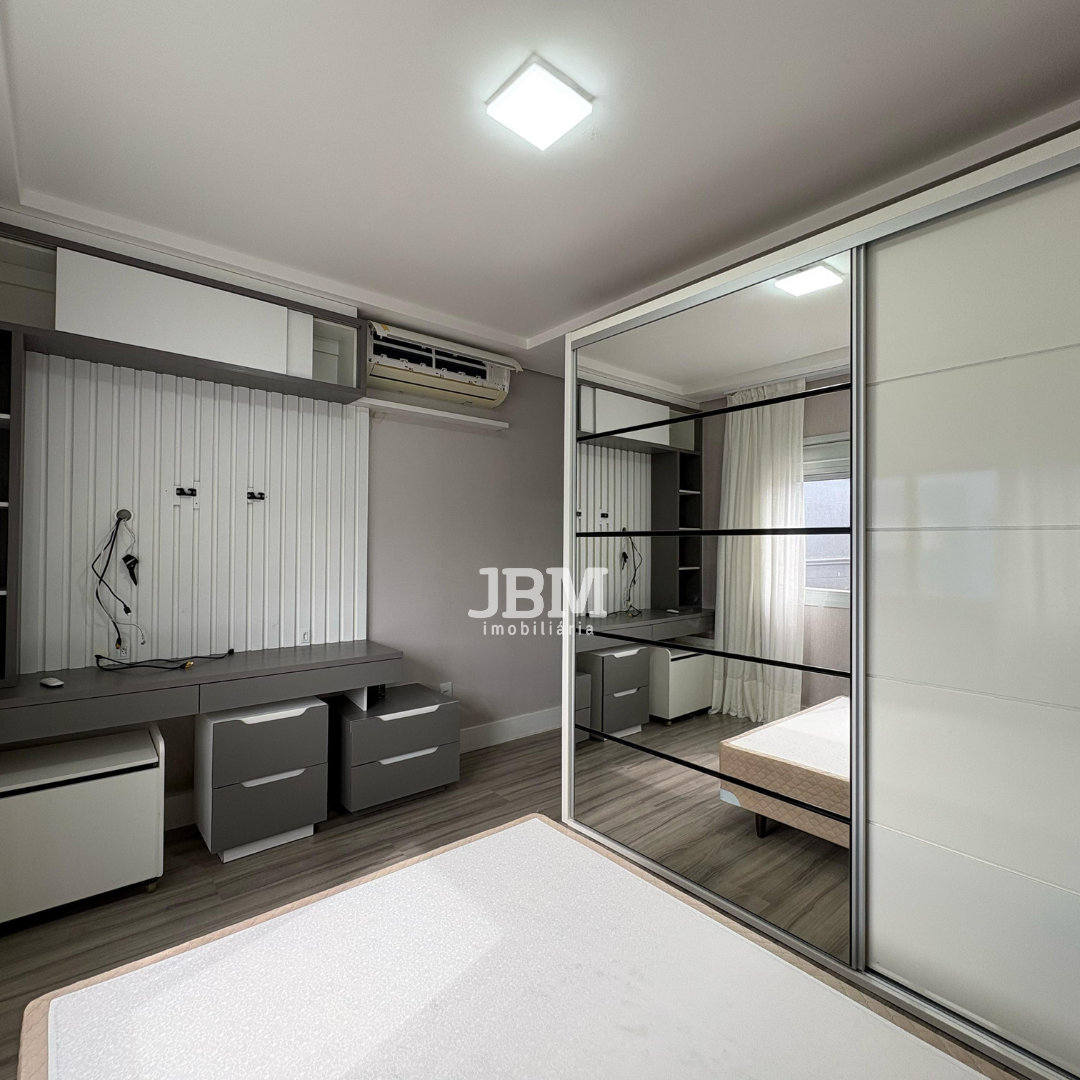 Casa no Condomínio Caledônia