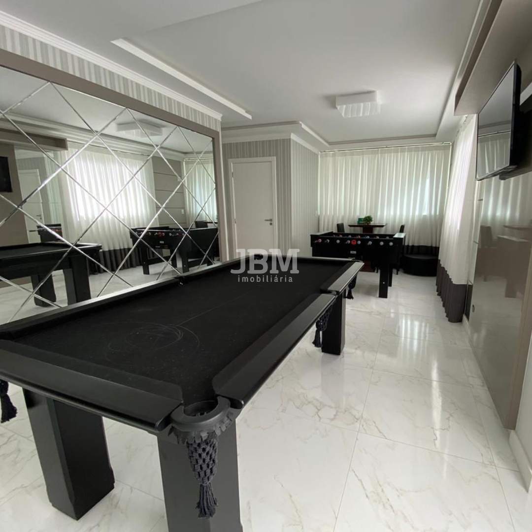 Apartamento de Esquina em Itapema