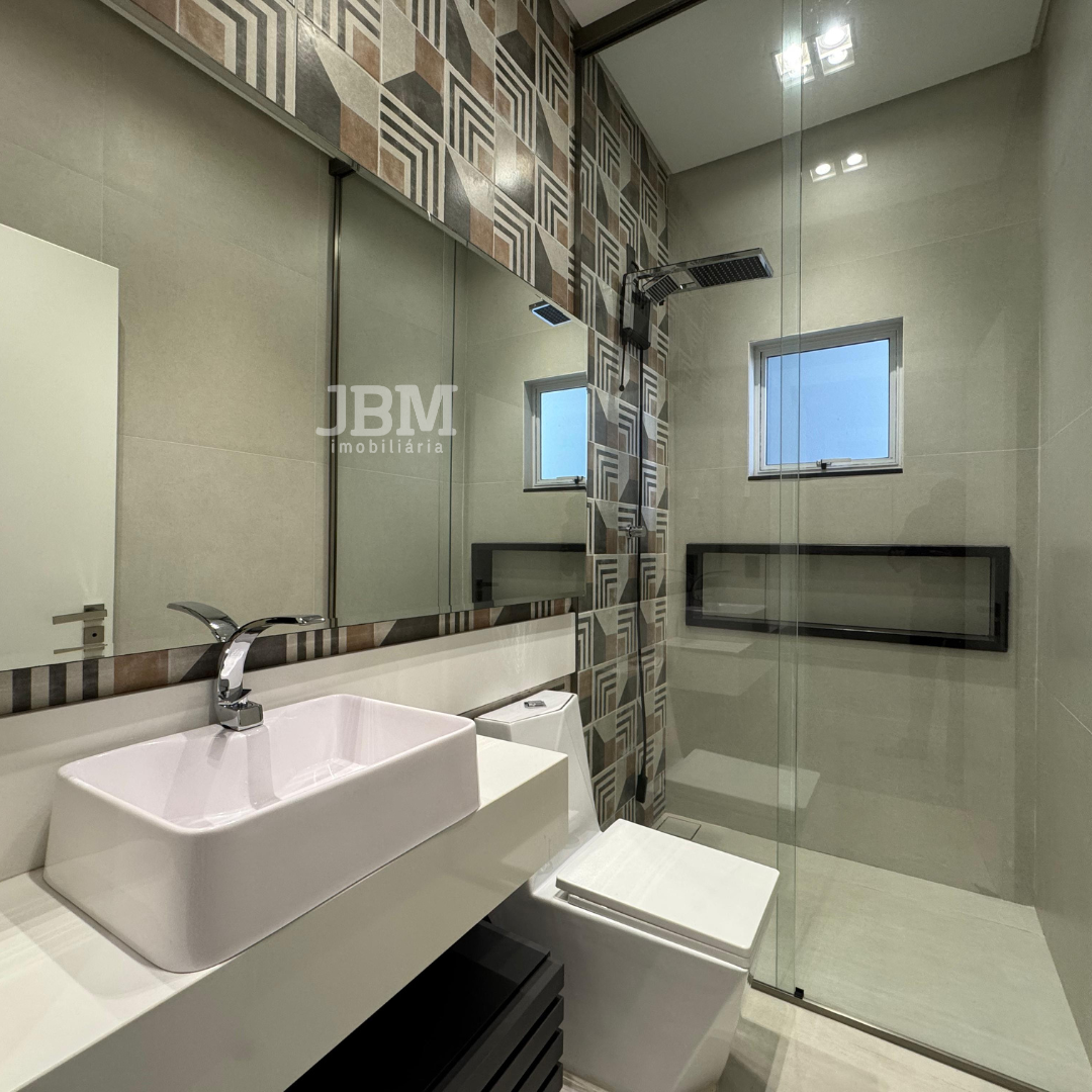 Casa Alto Padrão 100% Mobiliada