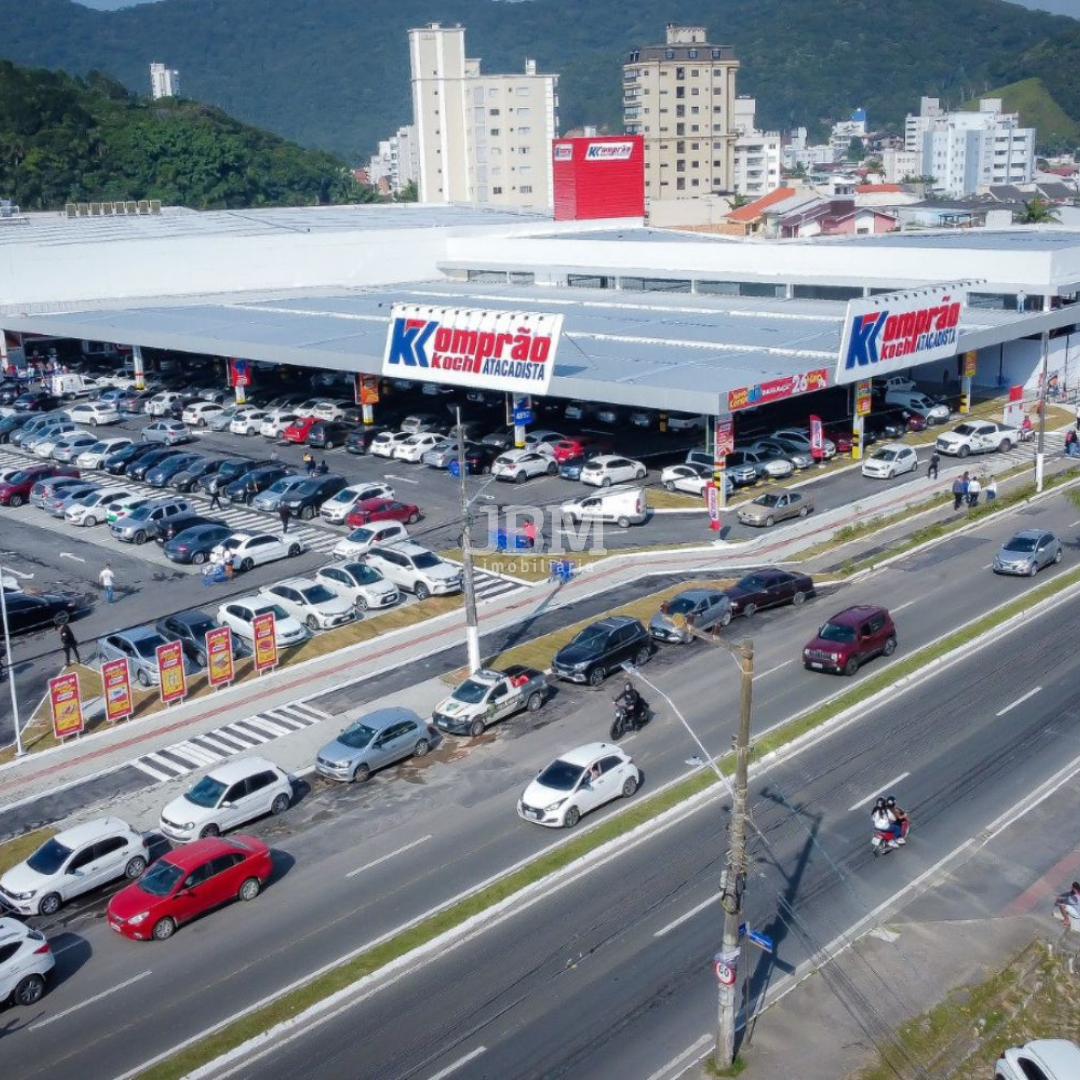 Apartamento de Esquina em Itapema