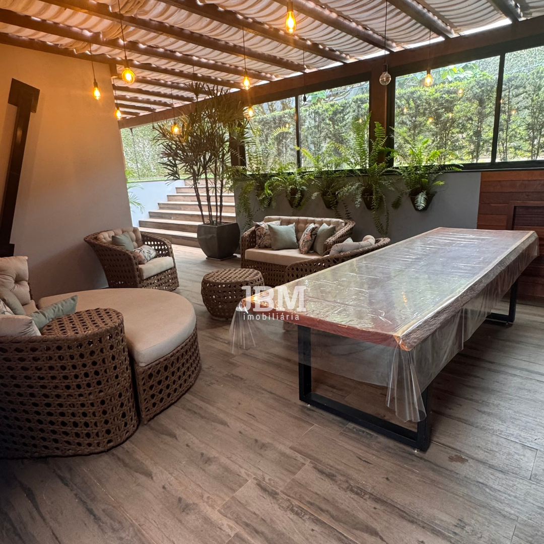 Casa Contemporânea de Alto Padrão