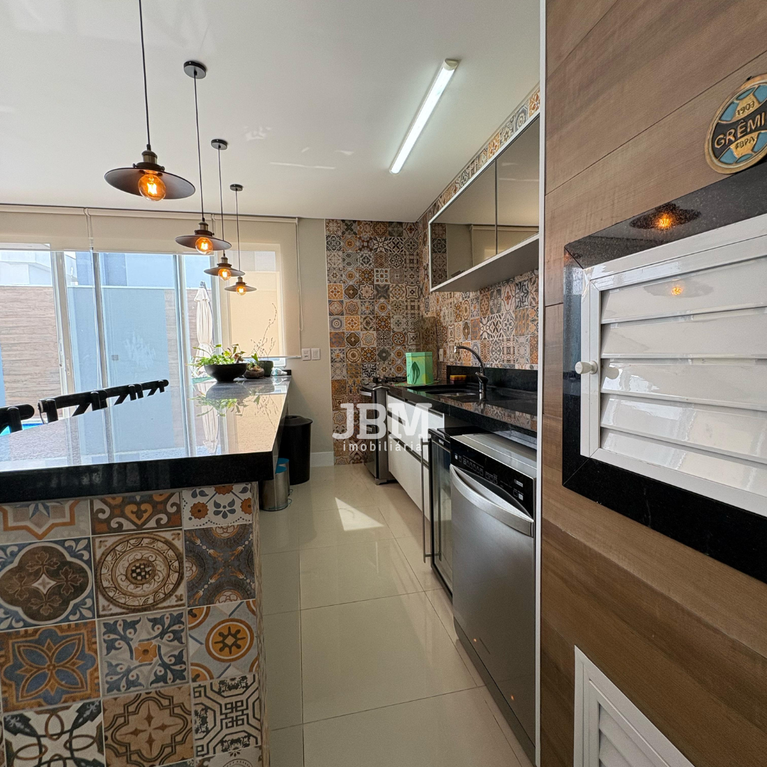 Casa no Condomínio Caledônia