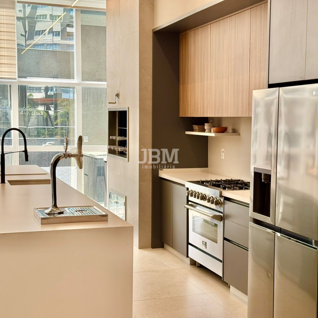 Apartamento Alto Padrão em Itapema