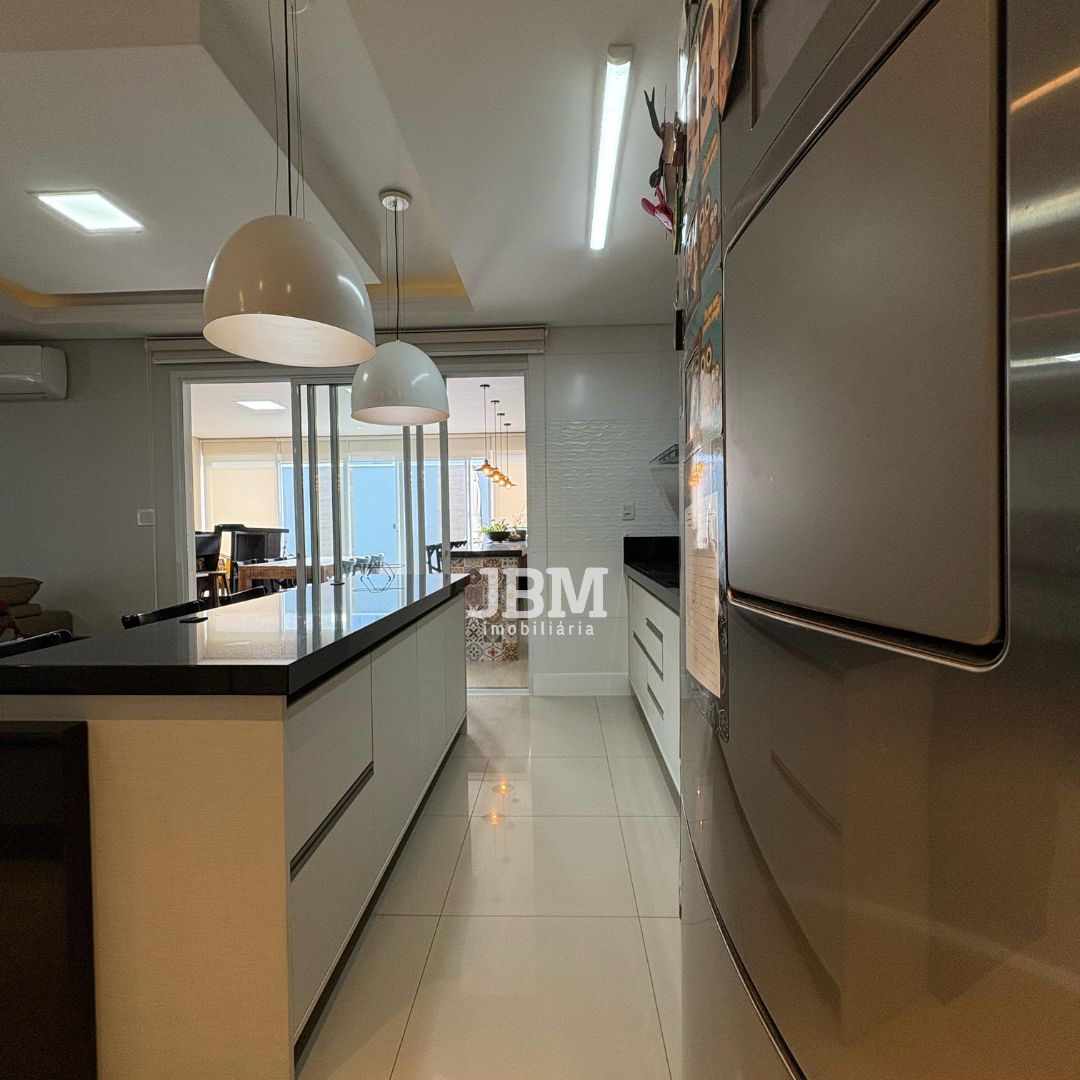 Casa no Condomínio Caledônia