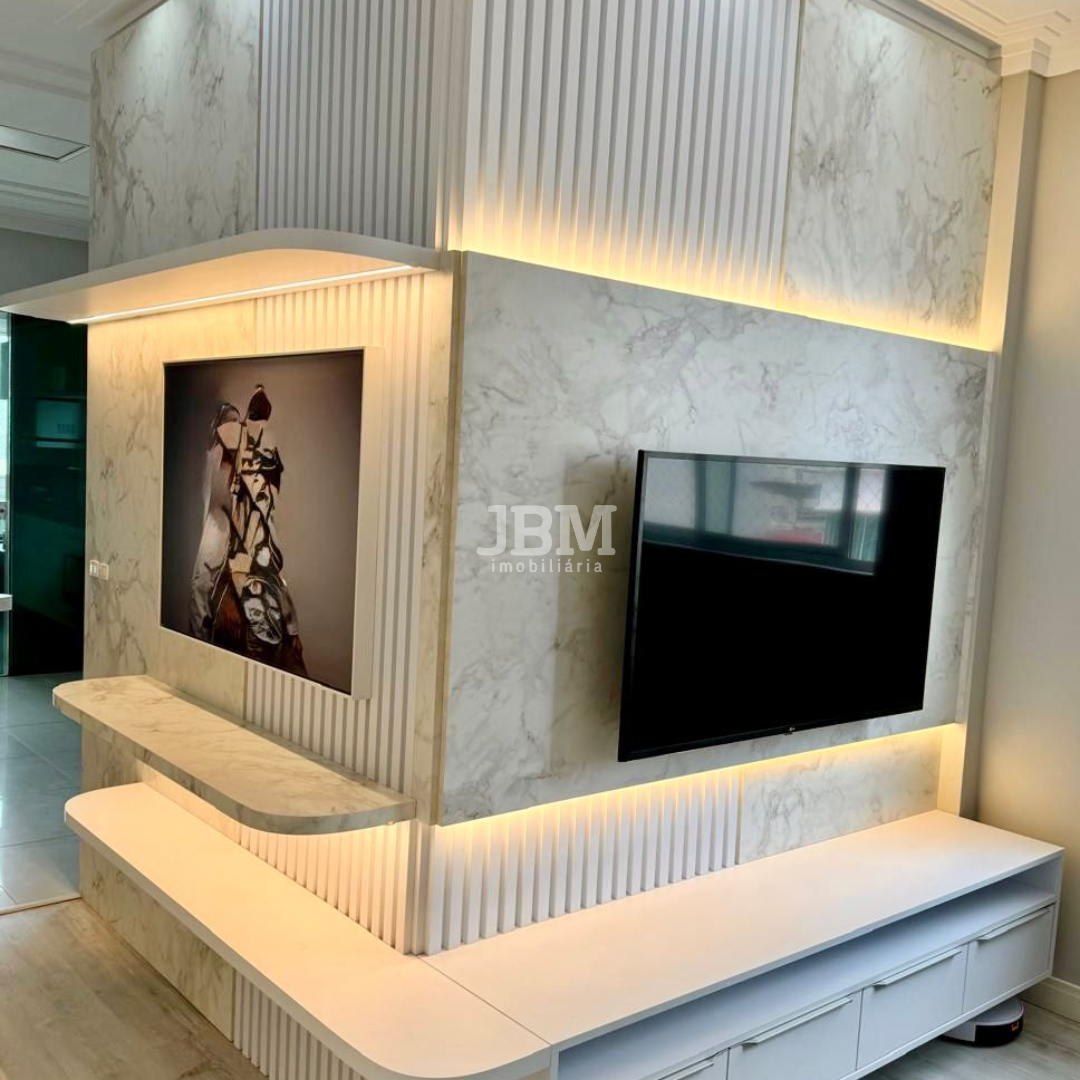 Apartamento de Esquina em Itapema