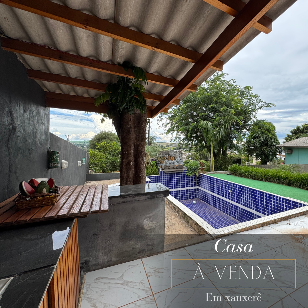 Casa com Piscina