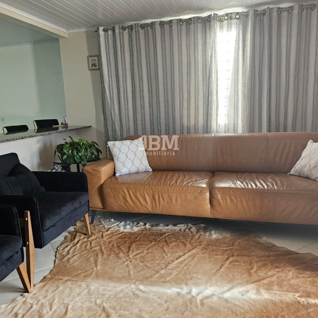 Casa á venda no bairro São Jorge-