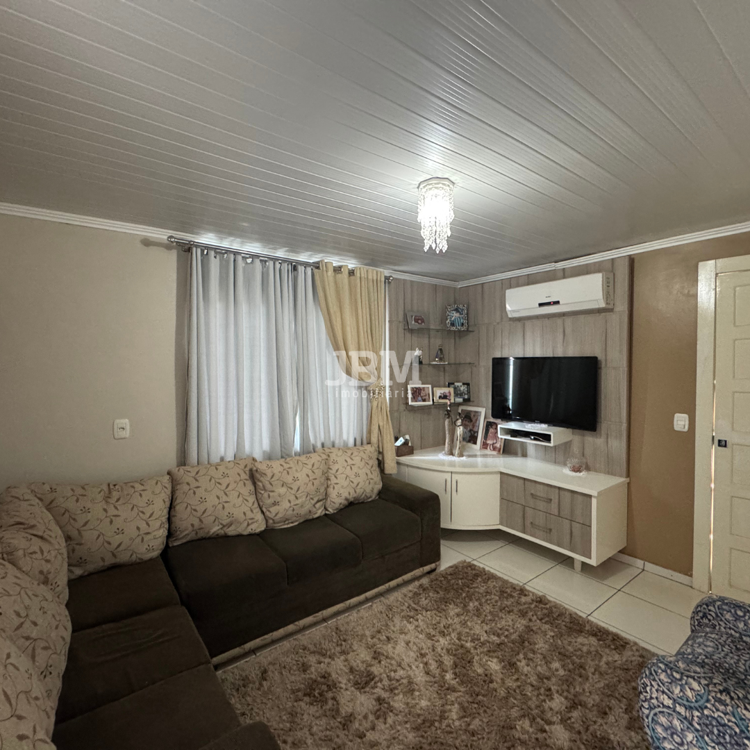 Casa á venda no Bairro Nossa Senhora de Lourdes