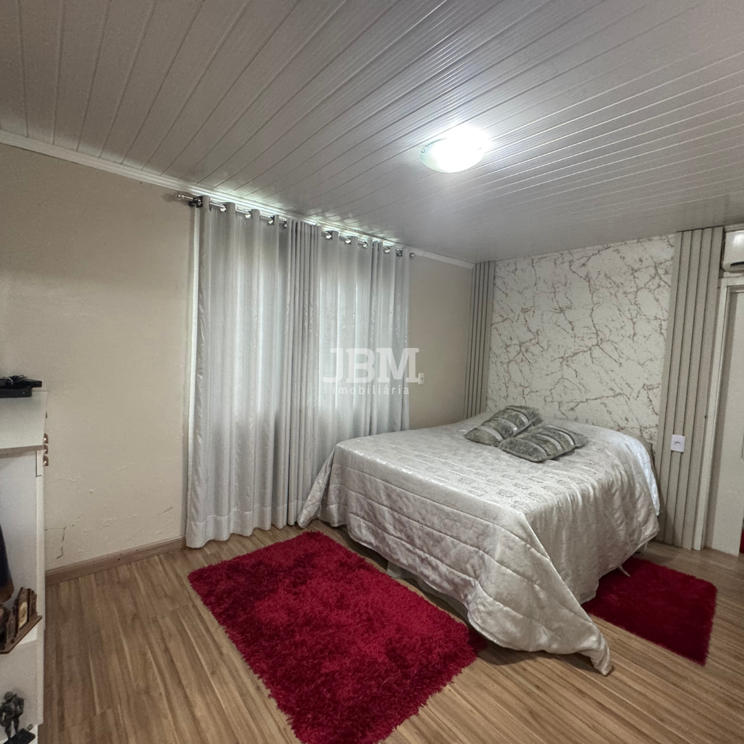 Casa á venda no Bairro Nossa Senhora de Lourdes