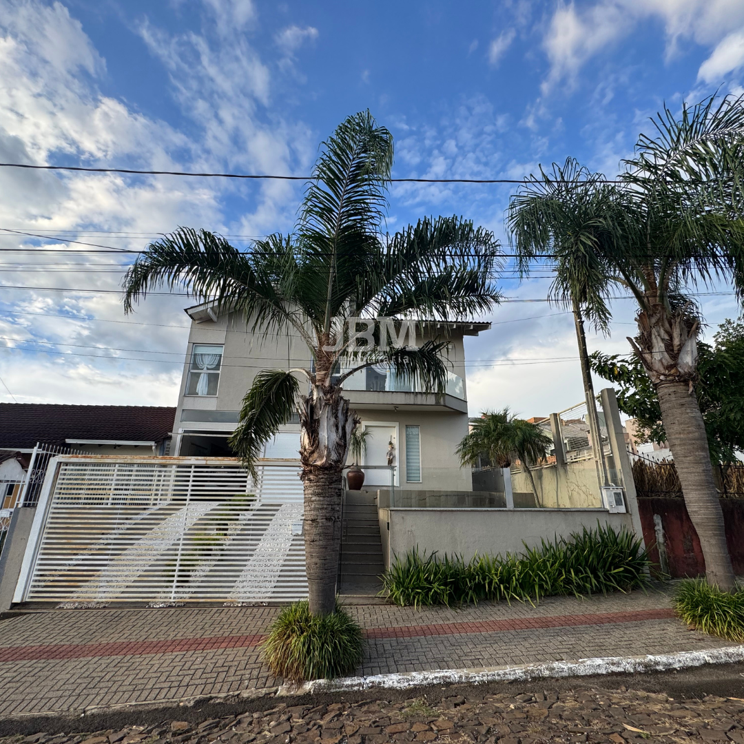 Casa alto Padrão no Bairro dos Esportes