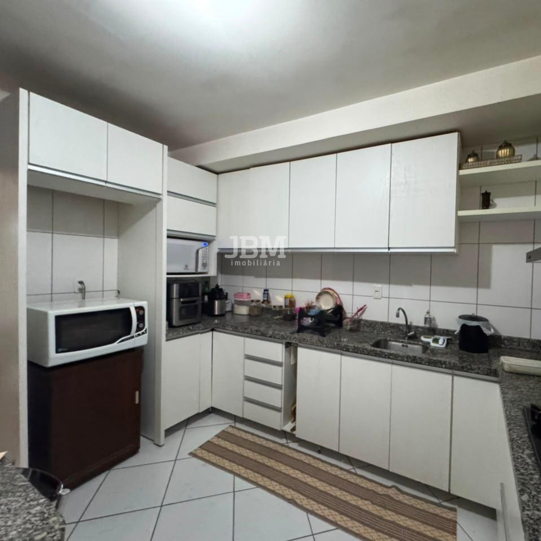 Apartamento á venda na Avenida Brasil