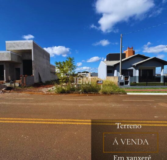 Terreno á venda no Parque das torres