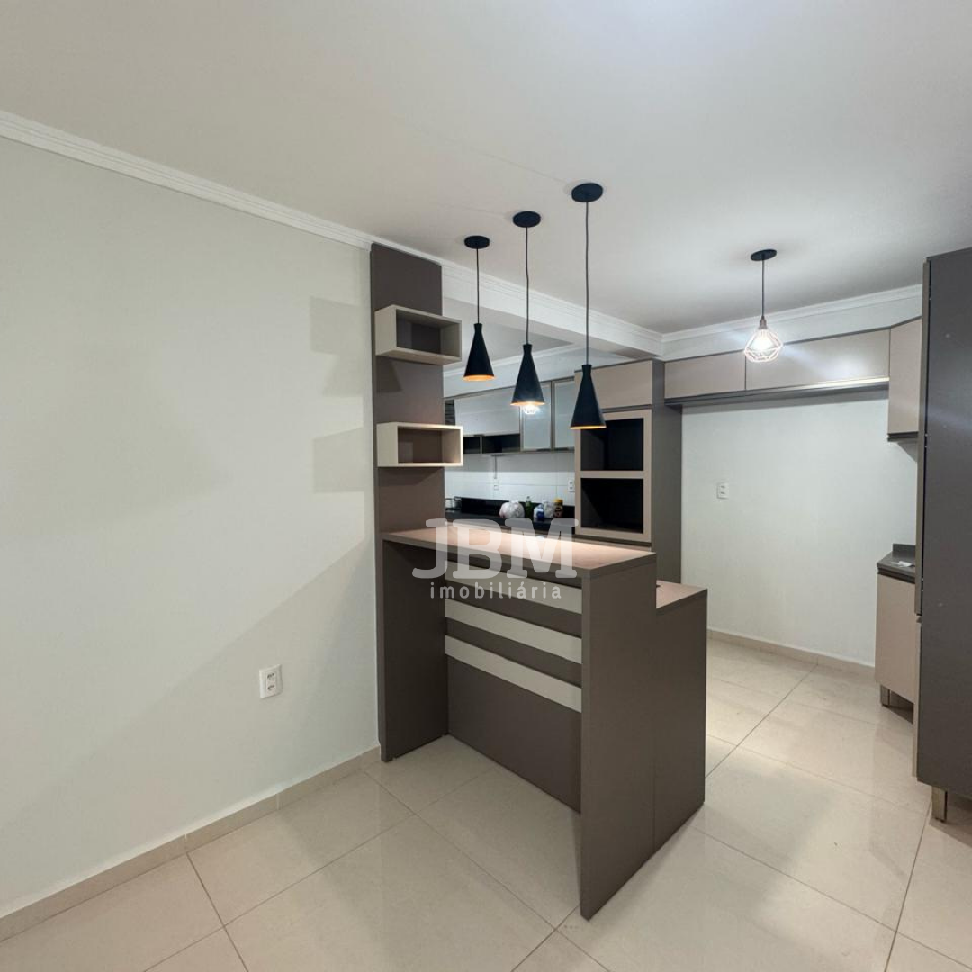 Apartamento á venda no Edifício Veneza