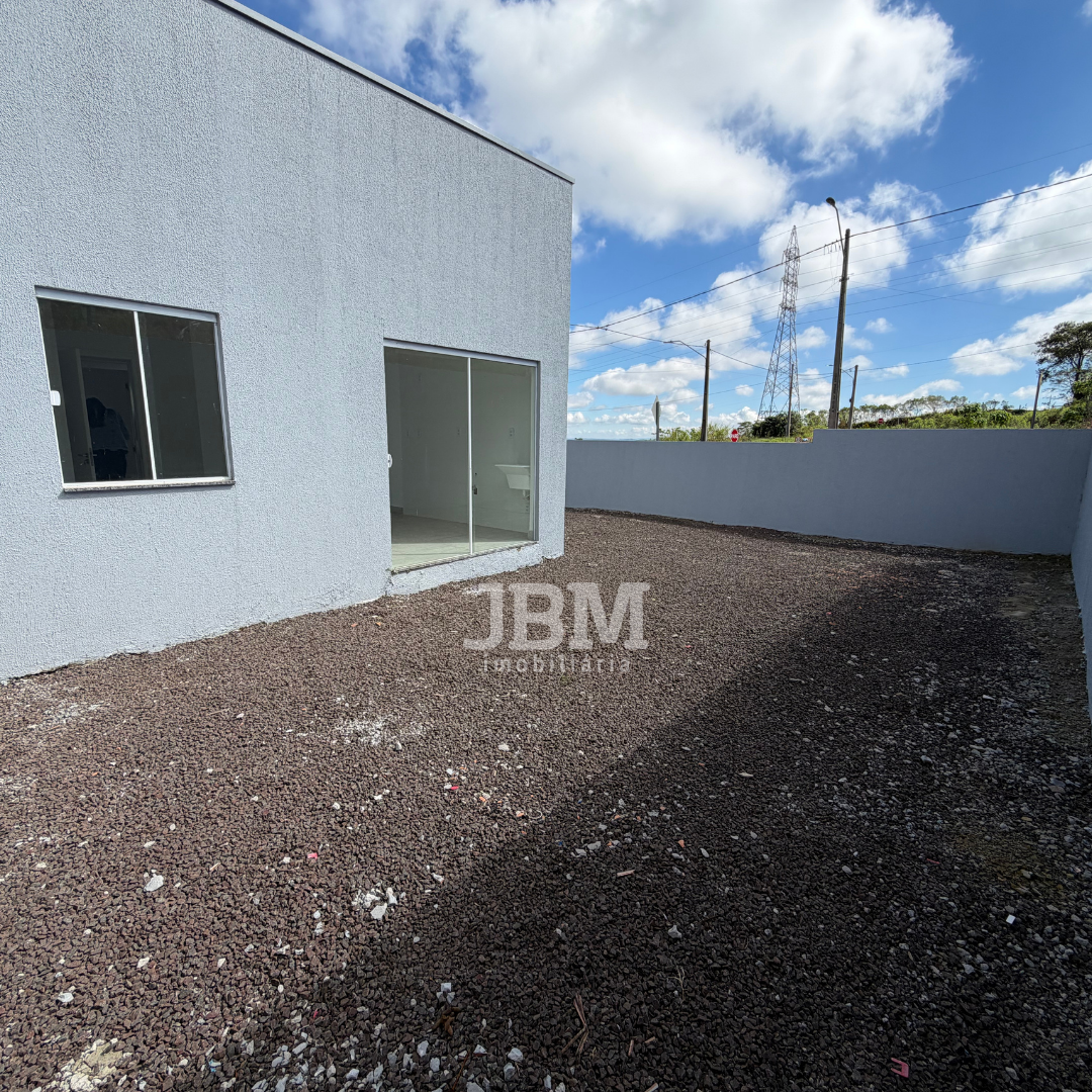 Casa Meio á venda no Loteamento Sol Poente
