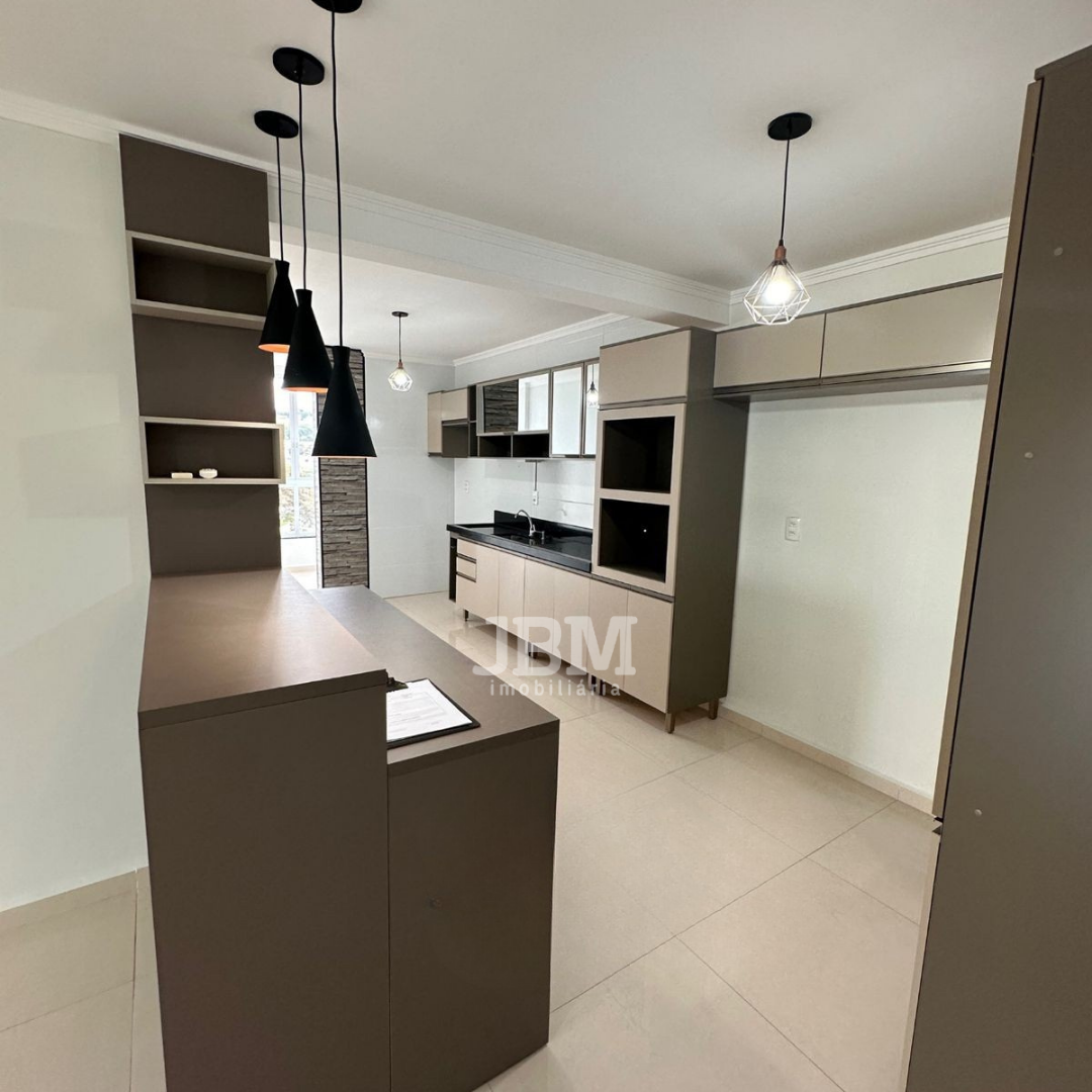 Apartamento á venda no Edifício Veneza