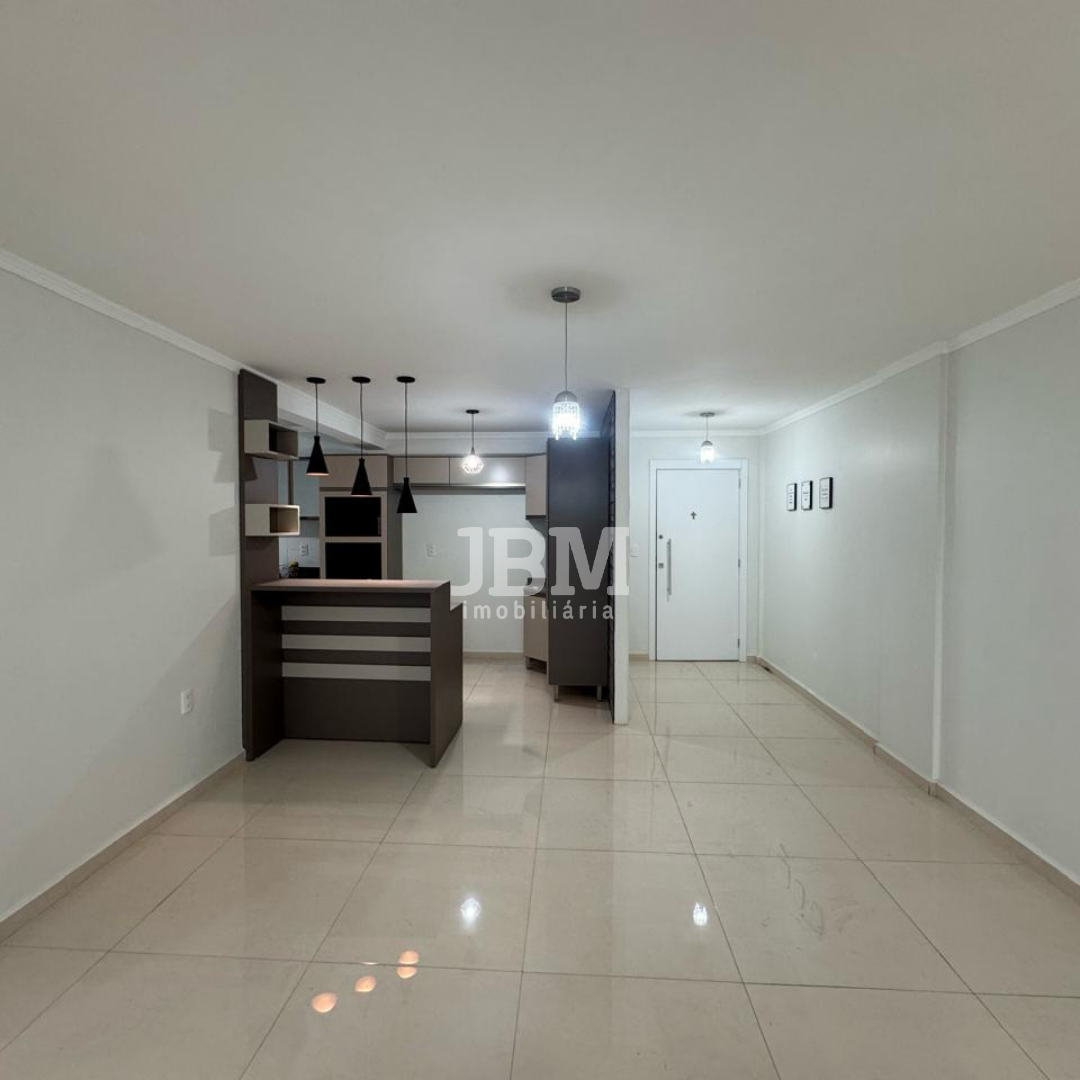 Apartamento á venda no Edifício Veneza