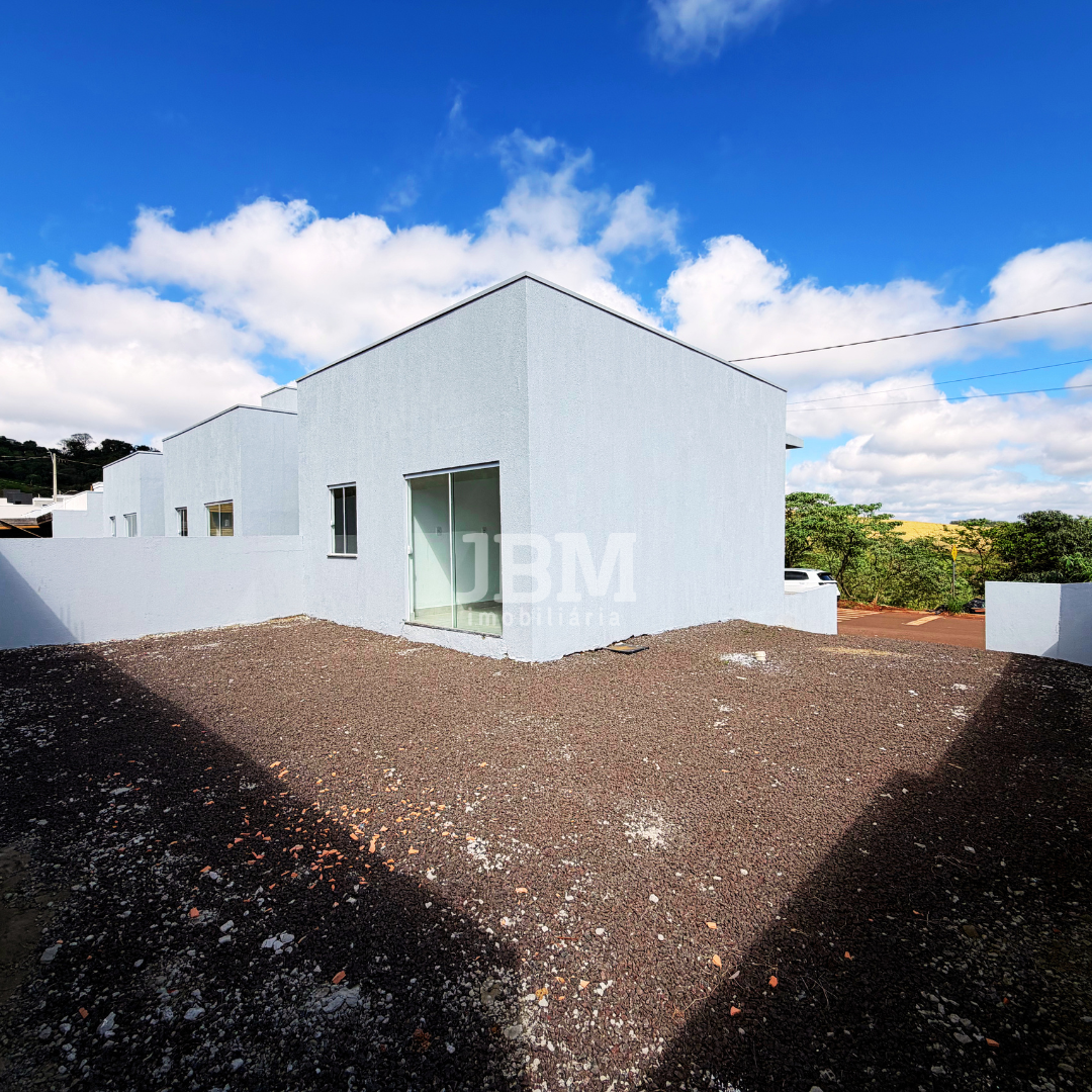 Casa de Esquina á venda no Loteamento Sol Poente