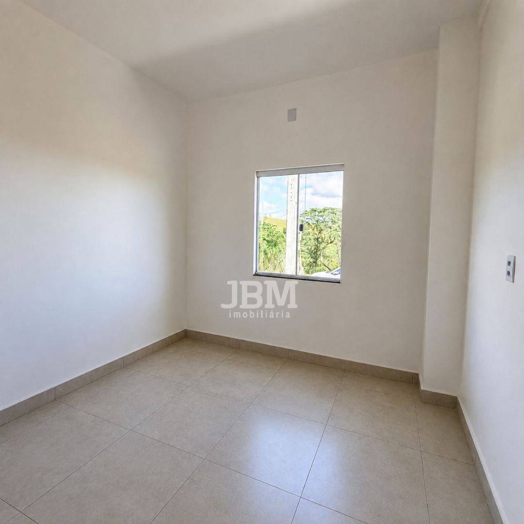Casa Meio á venda no Loteamento Sol Poente