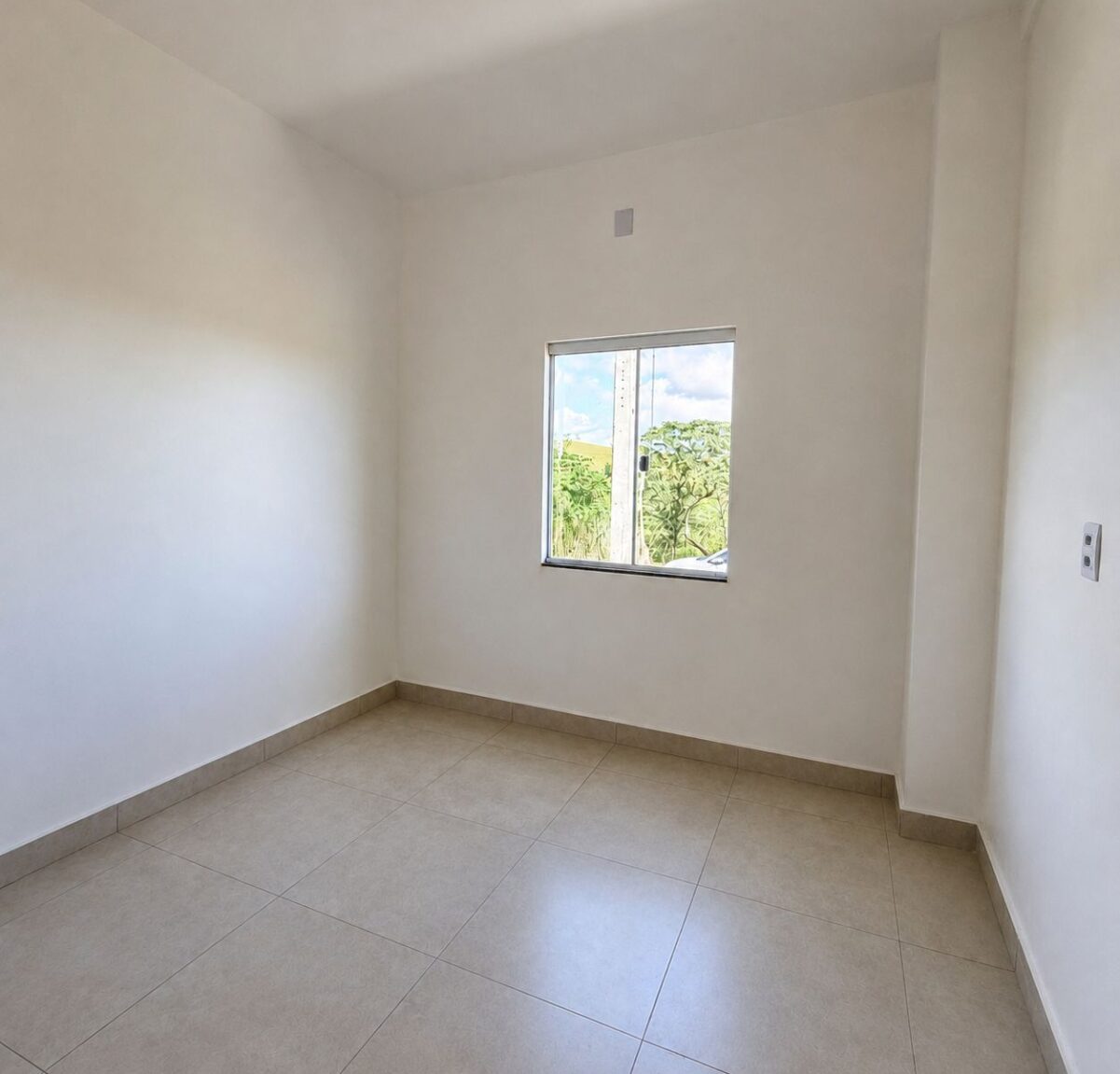 Casa de Esquina á venda no Loteamento Sol Poente